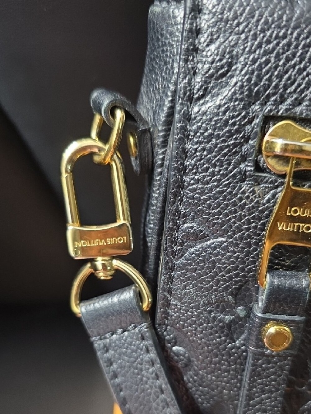 Louis Vuitton Black Monogram Empreinte Pochette Metis Crossbody Gold Hardware - Picture 10 of 15